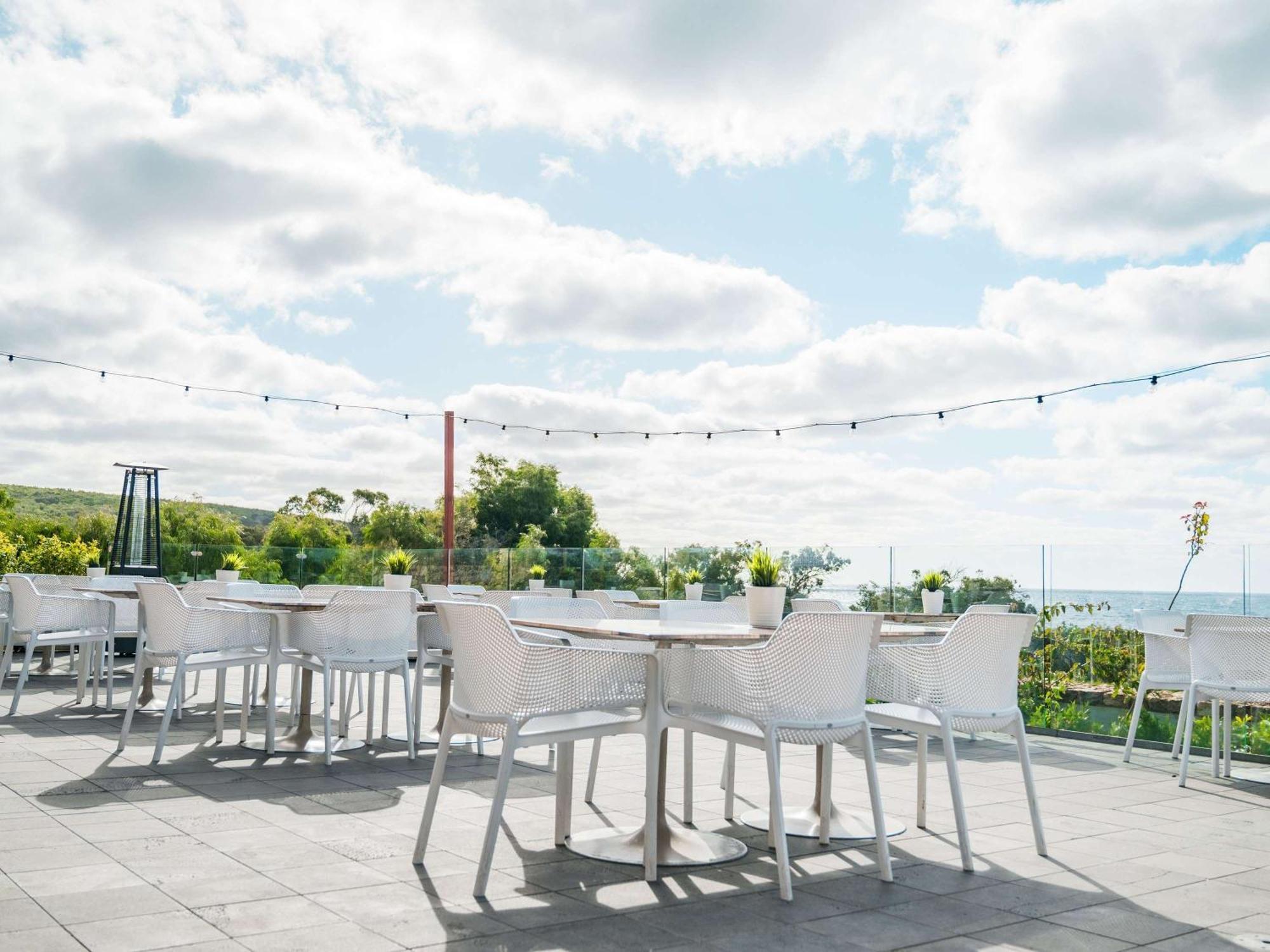 Pullman Bunker Bay Resort Margaret River Dunsborough Bagian luar foto The rooftop terrace at the National Maritime Museum