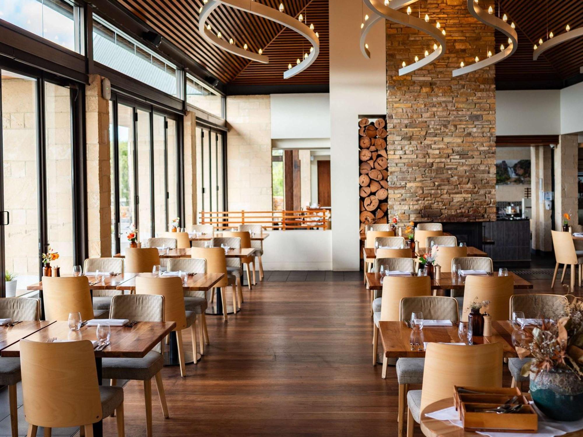 Pullman Bunker Bay Resort Margaret River Dunsborough Bagian luar foto Interior of the restaurant