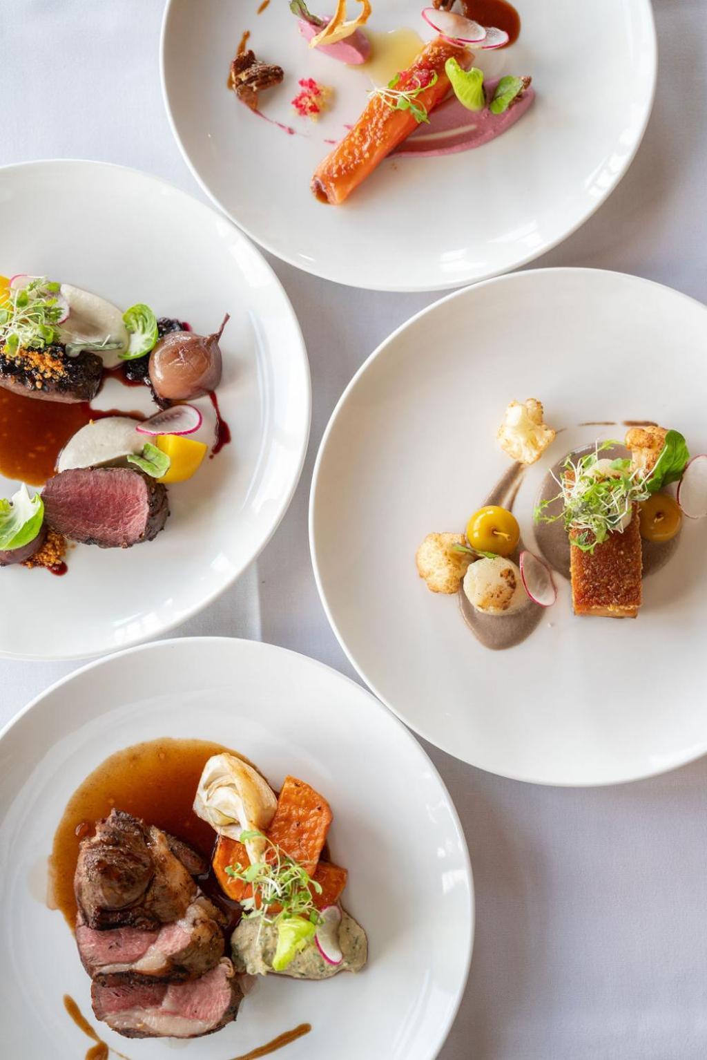 Pullman Bunker Bay Resort Margaret River Dunsborough Bagian luar foto Dishes at the restaurant
