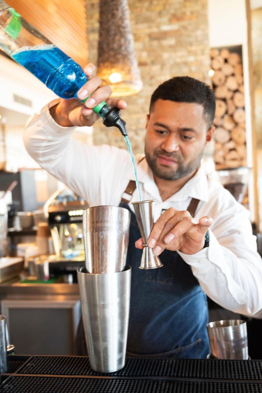 Pullman Bunker Bay Resort Margaret River Dunsborough Bagian luar foto A barista at work